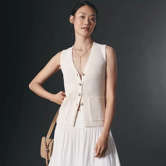 Reformation Faye Cotton Sweater Vest in Gossamer - Picture 2 of 7